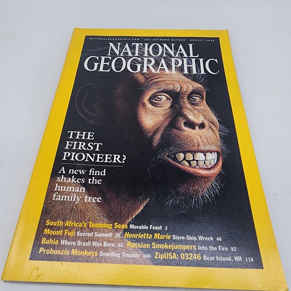 National Geographic Magazine August 2002 No  Insert‎